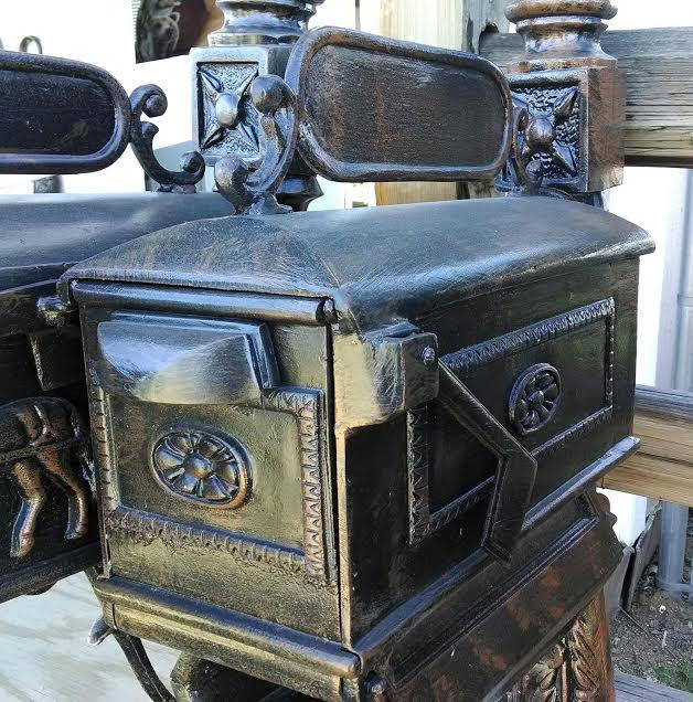 Barcelona Style Mailbox with Newspaper Slot