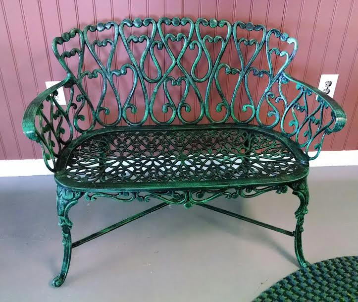 Regular Settee in verde